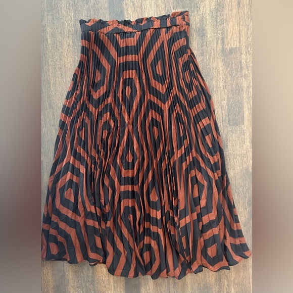 Anthropologie the Valerie Pleated Midi Skirt - Picture 5 of 5